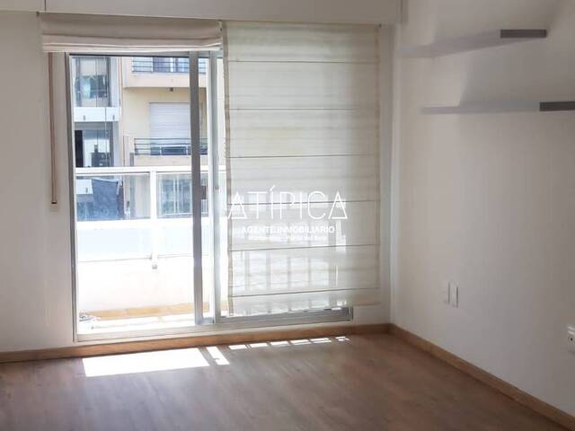 #107 - Apartamento para Alquiler en Montevideo - UY-MO - 1