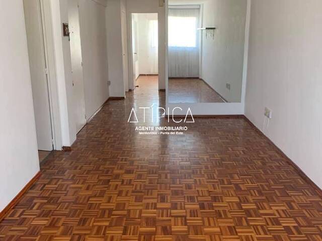 #123 - Apartamento para Alquiler en Montevideo - UY-MO - 1