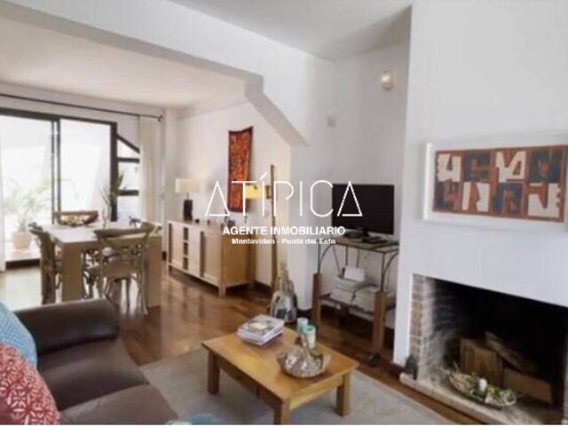 #144 - Casa para Venta en Montevideo - UY-MO - 1