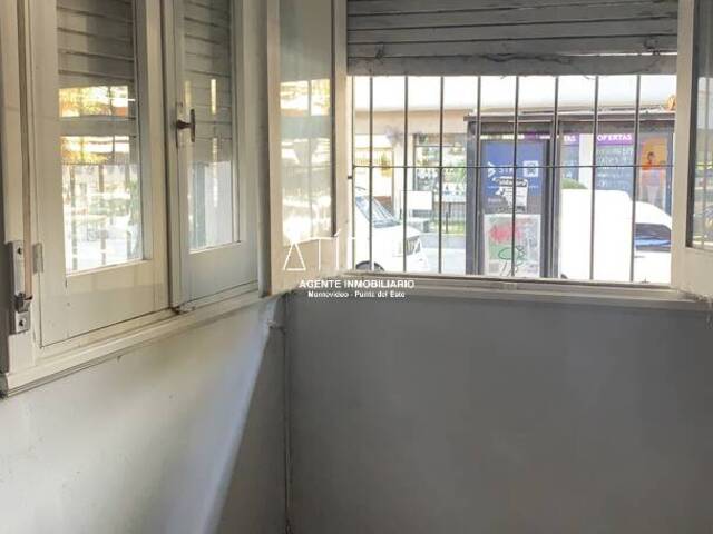 #167 - Casa para Venta en Montevideo - UY-MO - 1