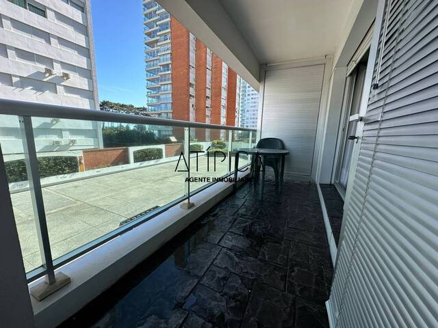 #305 - Apartamento para Venta en Punta del Este - UY-MA - 3