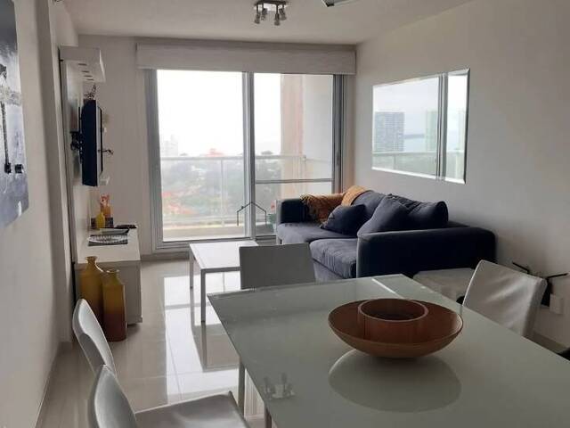 #352 - Apartamento para Alquiler en Punta del Este - UY-MA - 1